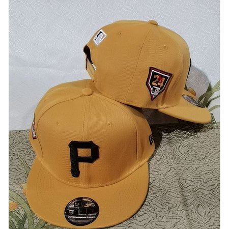 Pittsburgh Pirates Snapback Hat